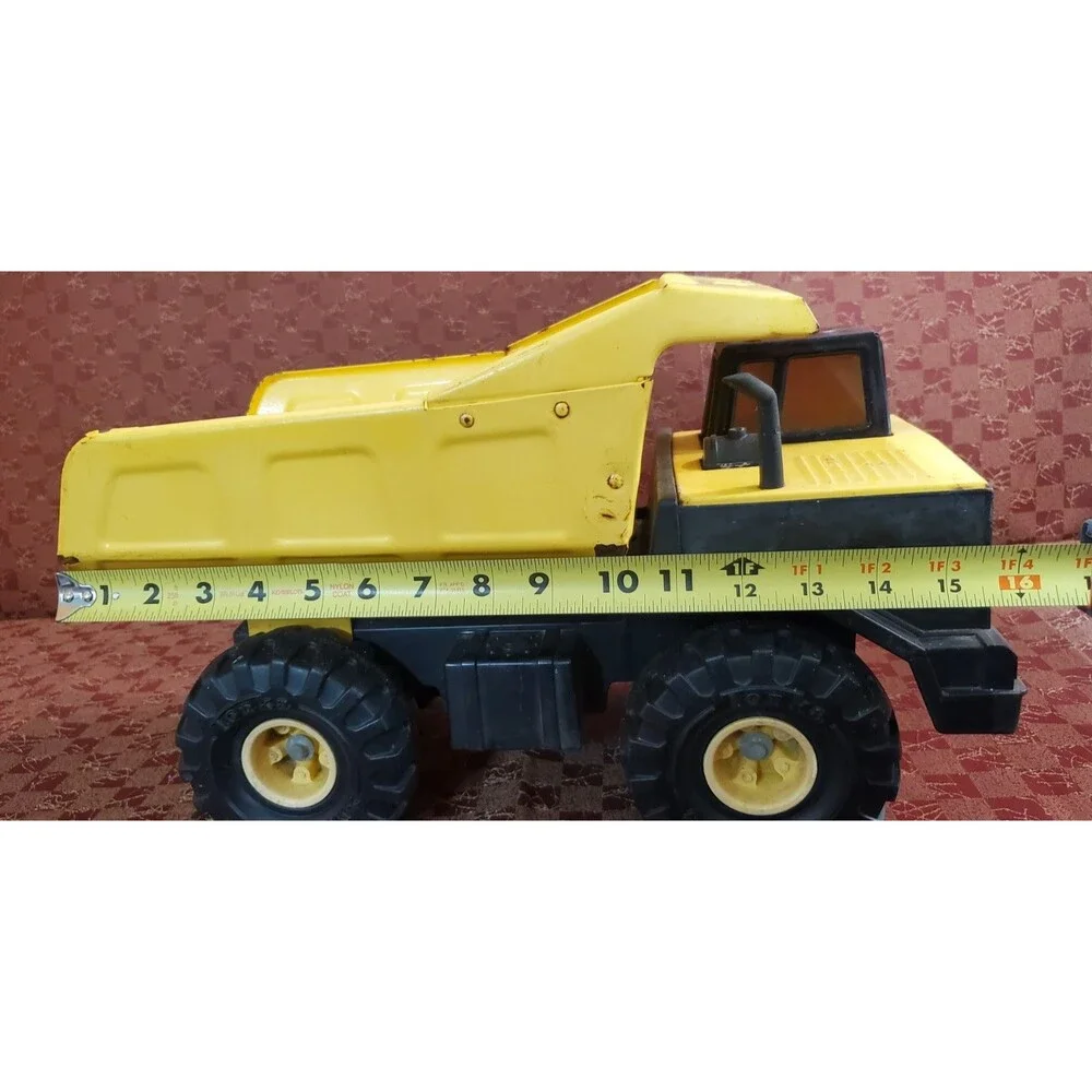 Vintage 1993 Tonka XMB-975 Construction Dump Truck Pressed Steel Yellow Black